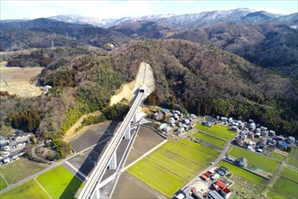 北陸新幹線、深山トンネル他